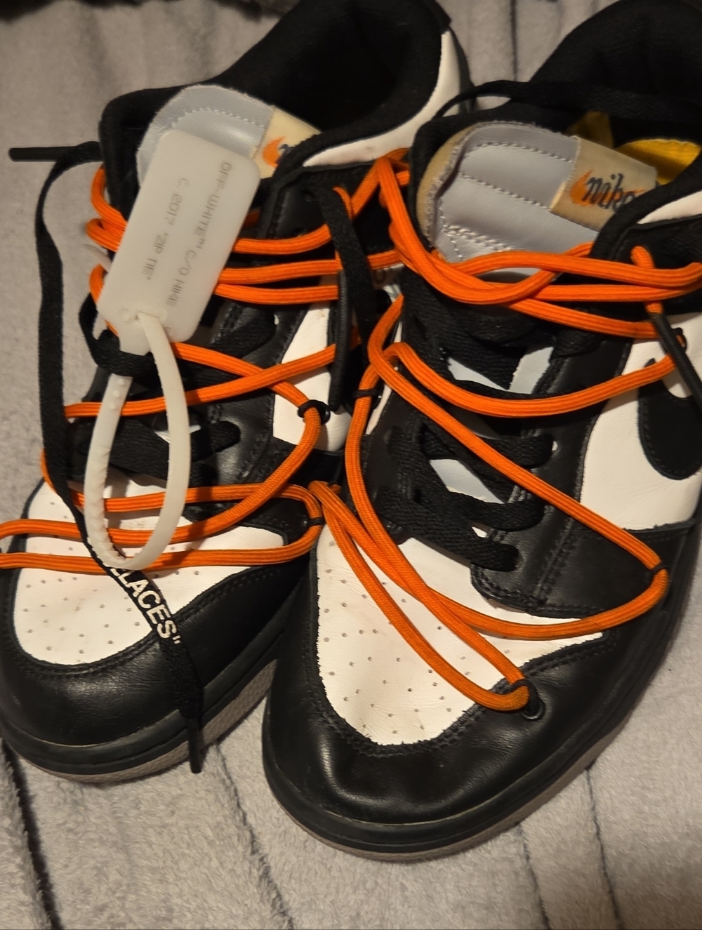 Nike Mens Black and White Sneakers with Orange Laces